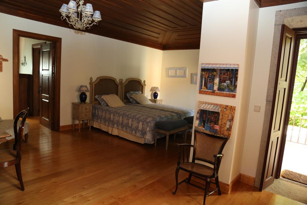 Quinta Dos Castanheiros Bed And Breakfast Ponte de Lima Kamer foto