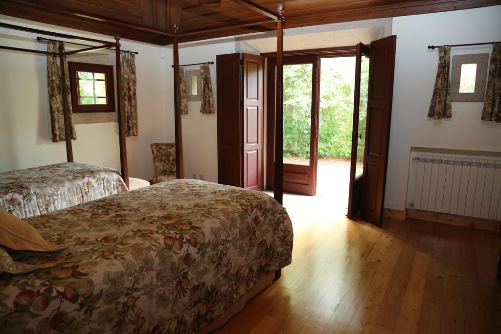 Quinta Dos Castanheiros Bed And Breakfast Ponte de Lima Kamer foto